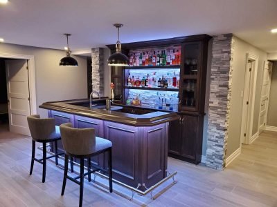 Luxury Home Bar in Your Basement
