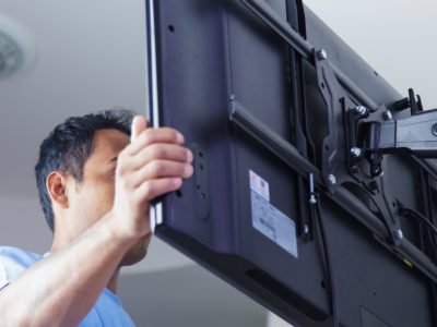4 Compelling Reasons to Hire Professional TV Mounting Installation in Brisbane