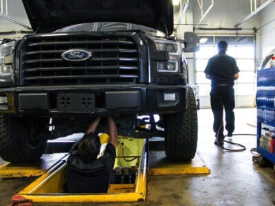 5 Tips for Conducting Ford Car Repairs in Your Garage